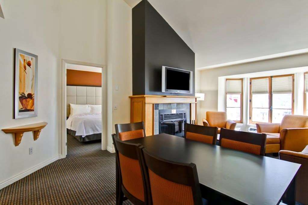 Homewood Suites By Hilton Mont-Tremblant Resort Kamer foto